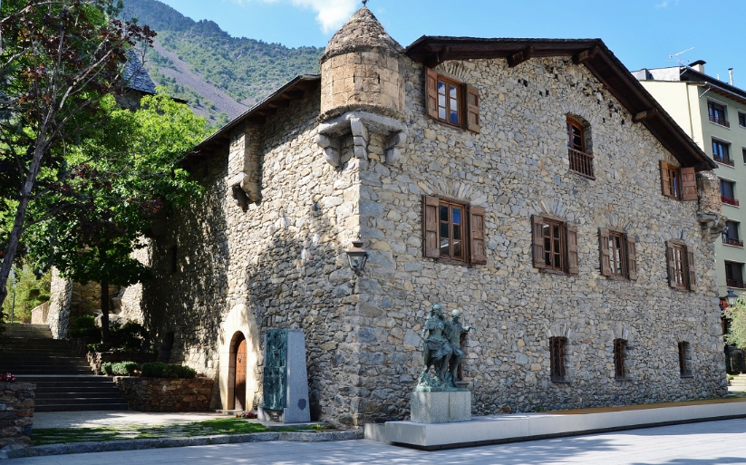 Casa de la Vall ile ilgili görsel sonucu